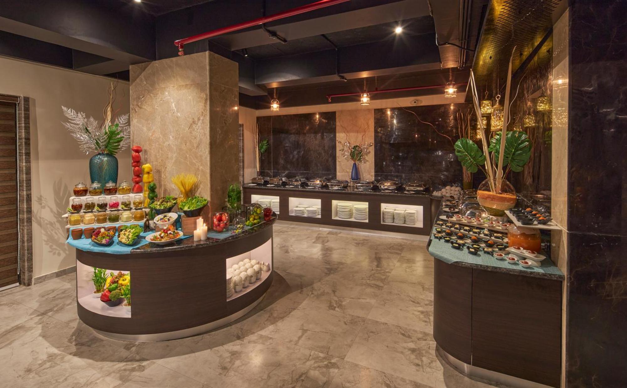 Regenta Central Imperial Candolim Goa Dış mekan fotoğraf